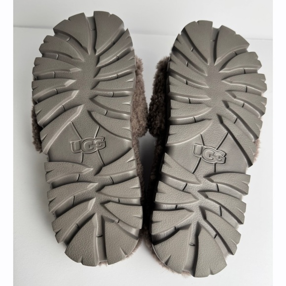 UGG Women's Gray Cozetta Plush Shearling‎ Slide Sandals Size 6 - Picture 10 of 12